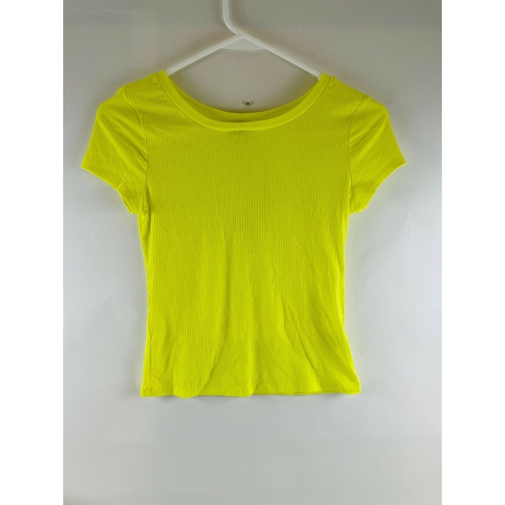 Love Fire T-Shirt Girls Size Large Yellow Fitted Crew Neck Short Sleeve NWT